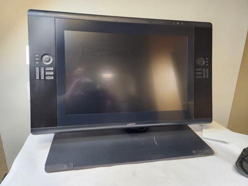tekentablet Wacom DTK-2400 Cintiq 24HD, Computers en Software, Tekentablets, Gebruikt, Bedraad, Ophalen