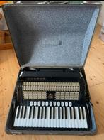 Hohner accordeon Verdi V N 120 bas met draagriemen en koffer, Gebruikt, Met koffer, Hohner, 120-bas