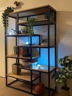 Kast industrieel metaal mango hout, zgan!, Huis en Inrichting, Kasten | Boekenkasten, Ophalen, Met plank(en), 100 tot 150 cm, Zo goed als nieuw