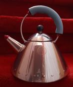 Alessi fluitketel met fluitje, 1 tot 2 liter, Ophalen of Verzenden, Gebruikt, Rvs
