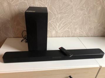 LG Soundbar met subwoofer beschikbaar voor biedingen