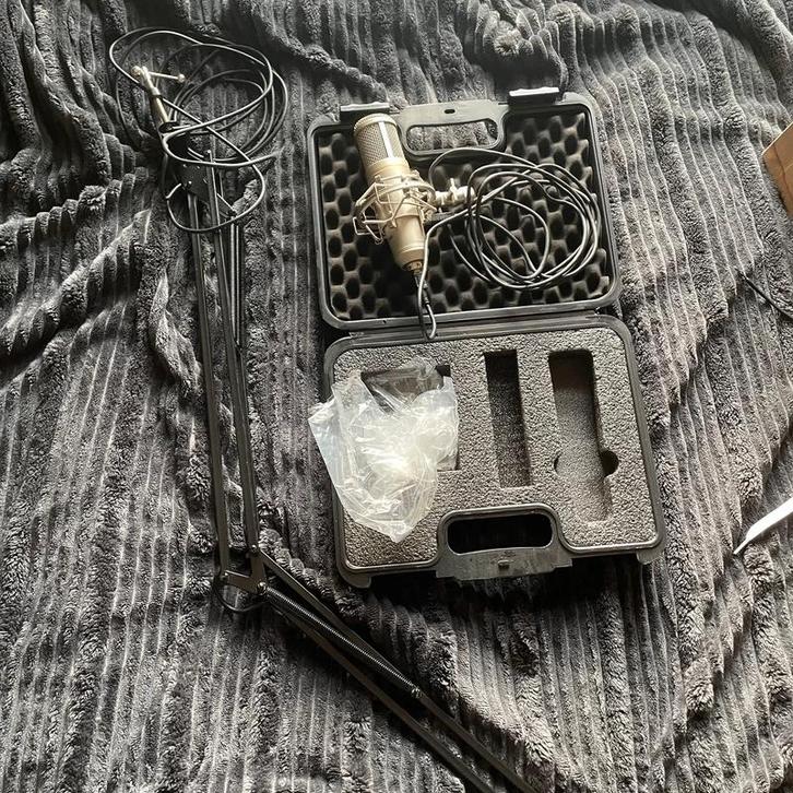 Divine Pro USB-1 microfoon + arm, Muziek en Instrumenten, Microfoons, Gebruikt, Studiomicrofoon, Ophalen of Verzenden