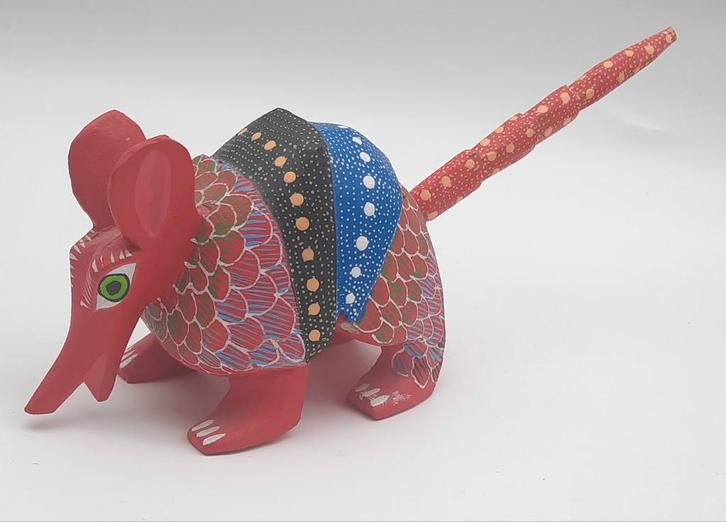 Houten bont gekleurde Gordeldier (Armadillo) Mexico, Antiek en Kunst, Kunst | Beelden en Houtsnijwerken, Ophalen of Verzenden