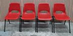 17 x kunststof kuipstoelen rood kantine cafe horeca stoelen, Kunststof, Wit, Ophalen of Verzenden, Zo goed als nieuw