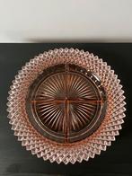 Roze persglas vakkenschaal - hapjes schaal - serveerschaal, Huis en Inrichting, Keuken | Servies, Ophalen of Verzenden