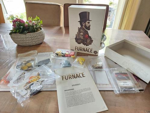 Furnace incl playmat (NL), Hobby en Vrije tijd, Gezelschapsspellen | Bordspellen, Zo goed als nieuw, Een of twee spelers, Drie of vier spelers