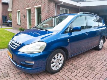 Toyota Avensis Verso 2.0 Vvt-i 2006 Blauw beschikbaar voor biedingen