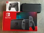 Nintendo switch, Spelcomputers en Games, Spelcomputers | Nintendo Switch, Ophalen of Verzenden, Gebruikt, Met 3 controllers of meer
