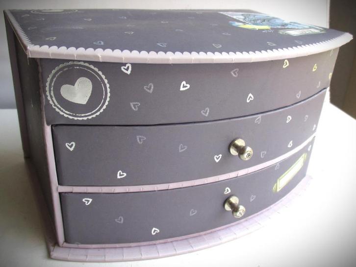 Sieraden kastje met laatjes~Ladenkastje juwelen~Snuisterijen, Sieraden, Tassen en Uiterlijk, Beautycases, Gebruikt, Hardcase, Overige kleuren