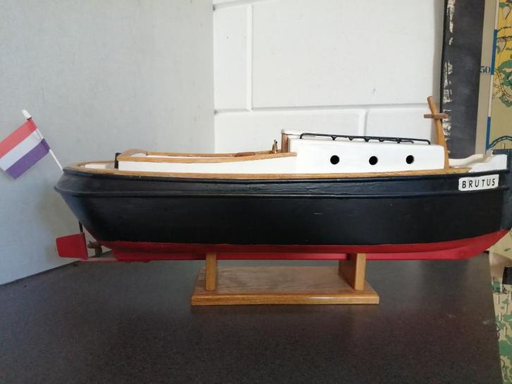PRACHTIGE ZWARE HOUTEN BOOT JAREN 60 MOOIE STAAT 55X20X15 CM, Hobby en Vrije tijd, Modelbouw | Boten en Schepen, Gebruikt, Ophalen of Verzenden