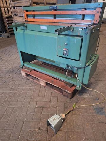 Jorg plaatschaar / zetbank  beschikbaar voor biedingen