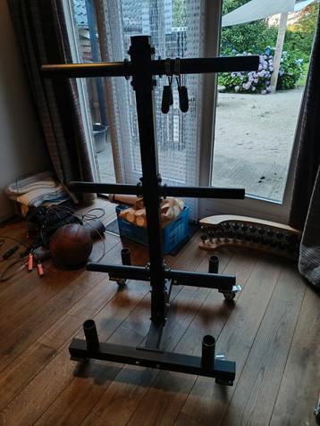 Halterschijfopbergrek verrijdbaar ruimte voor 4 barbells beschikbaar voor biedingen