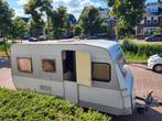 Dethleffs Family 450t - 1997 - Lichtgewicht caravan, Caravans en Kamperen, Reservewiel, Omvormbare zithoek, Treinzit, 750 - 1000 kg