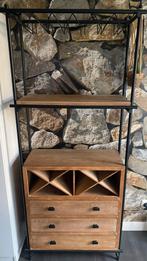 Xenos wijnkast/drankkast - compact en nette staat, Zo goed als nieuw, Metaal, Met lade(s), 150 tot 200 cm