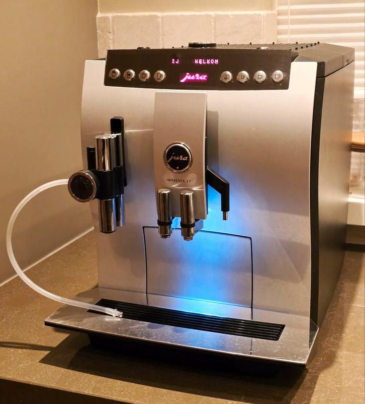 JURA Impressa Z7, Witgoed en Apparatuur, Koffiezetapparaten, Zo goed als nieuw, Gemalen koffie, Koffiebonen, Koffiemachine, 2 tot 4 kopjes