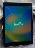 ipad 5e generatie, Computers en Software, Apple iPads, 32 GB, Apple iPad, Zo goed als nieuw, Grijs