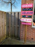 Geboortebord meisje, Hobby en Vrije tijd, Feestartikelen | Verhuur, Ophalen, Zo goed als nieuw, Geboorte of Huwelijk