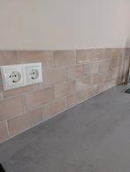 Beige keramische tegels - Wandtegels, Doe-het-zelf en Verbouw, Metselstenen, Ophalen, Nieuw, Overige typen