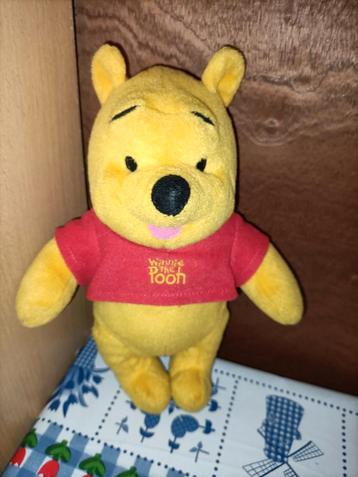 Winnie de Poeh knuffel Pooh 25 cm groot  beschikbaar voor biedingen