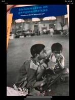 slotenmakers en gangstermeisjes, Ophalen of Verzenden, Nederland