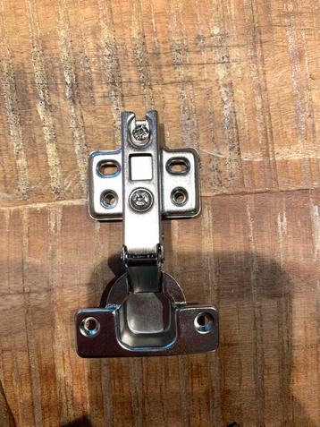 Kasten scharnieren deurbeslag beschikbaar voor biedingen