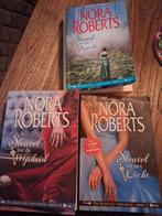Nora Roberts Sleutel Trilogie - 3 Boeken, Boeken, Ophalen of Verzenden, Gelezen, Nora Roberts, Nederland