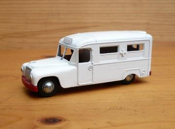 Budgie Engeland 258 Daimler ambulance 1950 schaal 1/43 beschikbaar voor biedingen