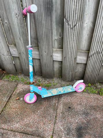 Leuke kinderstep GRATIS. beschikbaar voor biedingen