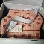 Nieuwe laarzen, Ophalen, Nieuw, Meisje, Laarzen