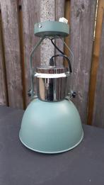 Plafondlamp licht groen. Van de Kwantum., Huis en Inrichting, Lampen | Hanglampen, Ophalen of Verzenden, Zo goed als nieuw, Metaal