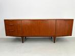 Vintage dressoir McIntosh., Huis en Inrichting, Kasten | Dressoirs, Verzenden, Zo goed als nieuw, 25 tot 50 cm, 150 tot 200 cm