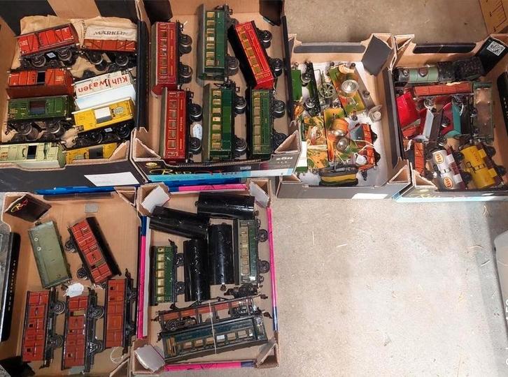 Enorme partij antiek modelspoor! Grotendeels Märklin spoor 0, Antiek en Kunst, Antiek | Speelgoed, Ophalen of Verzenden