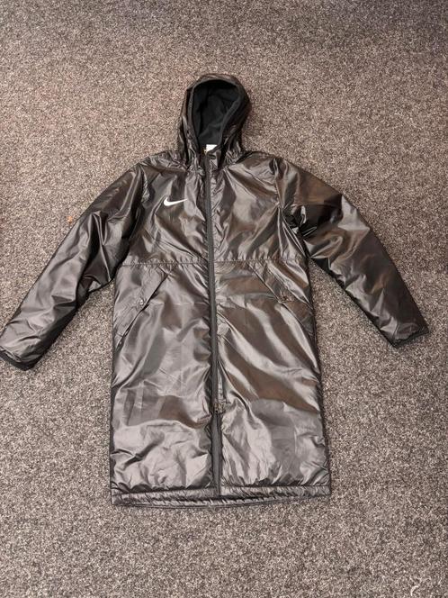 Nike kleding, Kleding | Heren, Sportkleding, Zo goed als nieuw, Overige typen, Maat 48/50 (M), Overige kleuren, Ophalen of Verzenden