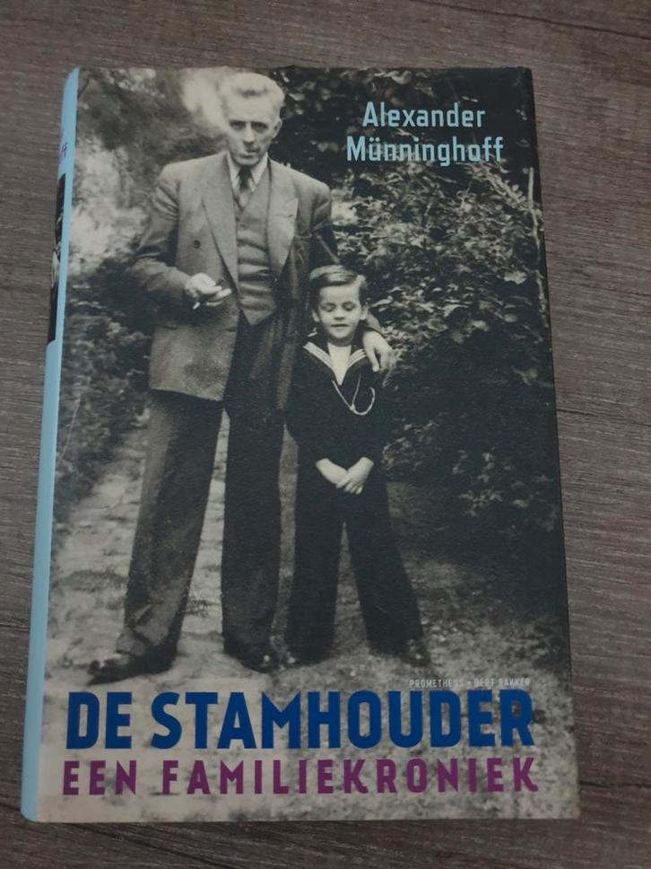 De Stamhouder - Alexander Münninghoff, Boeken, Overige Boeken, Gelezen, Ophalen of Verzenden