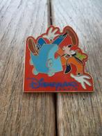 Disney Goofy pin in achtbaan - Disneyland 3,5x3,5cm, Verzamelen, Ophalen of Verzenden, Goofy of Pluto, Zo goed als nieuw, Beeldje of Figuurtje