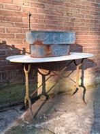 Oude antiek Franse gietijzeren bistro tafel tuintafel marmer, Tuin en Terras, Rond, Ophalen of Verzenden, H, H