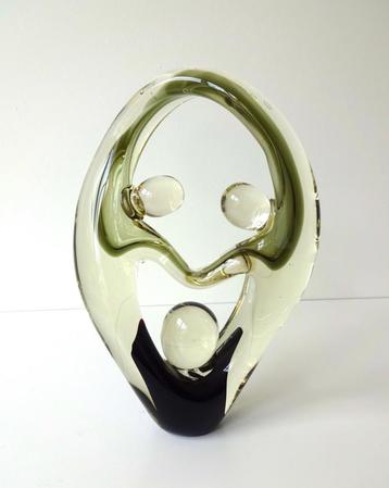 Glazen object twee figuren helder zwart geheven armen 2678-g beschikbaar voor biedingen