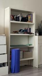 White bookshelf, Ophalen, Zo goed als nieuw