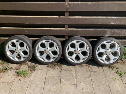 Ford Focus ST MK2 velgen met Vredestein banden 225/40/18 4mm, Auto-onderdelen, Banden en Velgen, Banden en Velgen, Zomerbanden