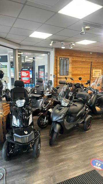 iva modellen opvoorraad driewielers vierwielers brommobiel beschikbaar voor biedingen