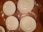 4 mooie creme gebaks borden, Huis en Inrichting, Ophalen of Verzenden, Zo goed als nieuw, Bord(en), Effen
