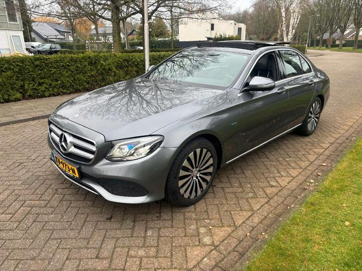 Mercedes E350e Plug-in | Burmester Pano Leder Widescreen, Auto's, Mercedes-Benz, Particulier, E-Klasse, 360° camera, ABS, Achteruitrijcamera