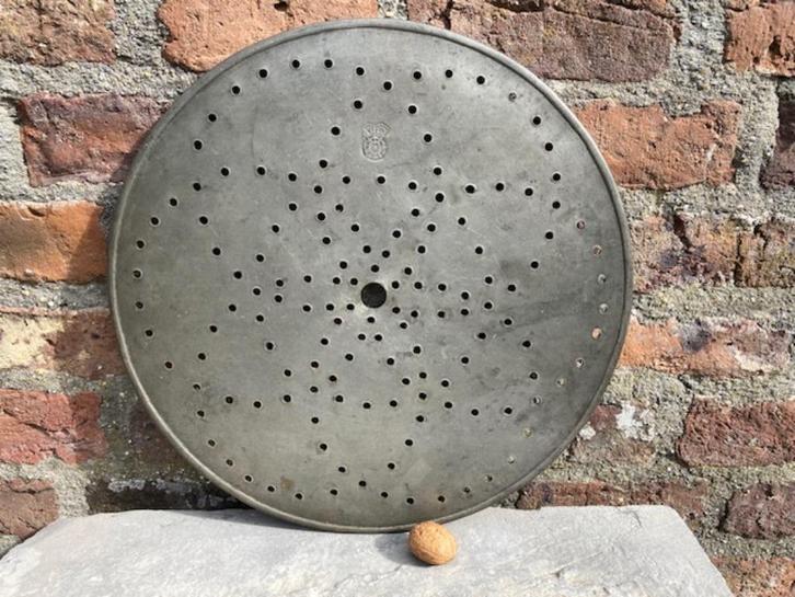 antiek tinnen visvergiet, Leeuwarden, Lubach, 1804 , tin., Antiek en Kunst, Antiek | Tin, Ophalen of Verzenden