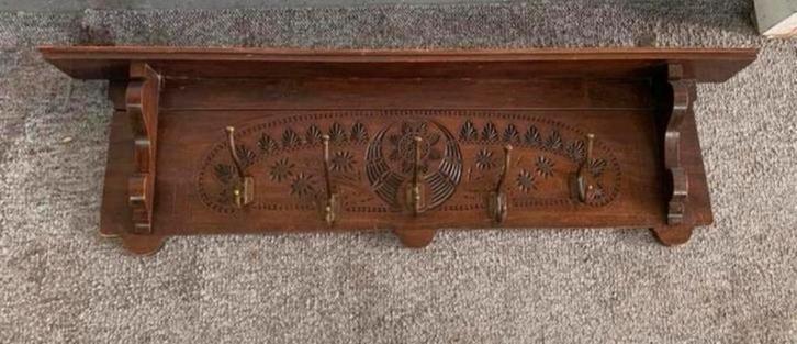 Kapstok mooie antieke Indonesische uitgesneden kapstok., Huis en Inrichting, Woonaccessoires | Kapstokken, Ophalen of Verzenden