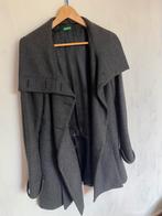 Wollen Benetton jas met aparte kraag M, Kleding | Dames, Jassen | Winter, Ophalen of Verzenden, Zo goed als nieuw