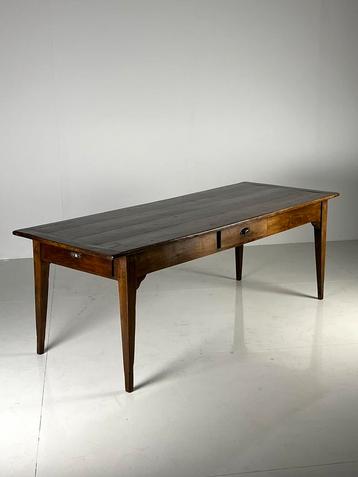 GEZOCHT! Franse eettafel antiek beschikbaar voor biedingen