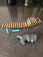 Lot koperen hulzen en  revolver S & W  629 grip, Verzamelen, Ophalen of Verzenden, Landmacht, Nederland, Hulzen of Bodemvondsten
