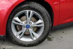 Ford Focus 1.0 EcoBoost Titanium|5Drs|101Pk|Trekhaak|Nap, Euro 5, Gebruikt, 635 kg, Bedrijf