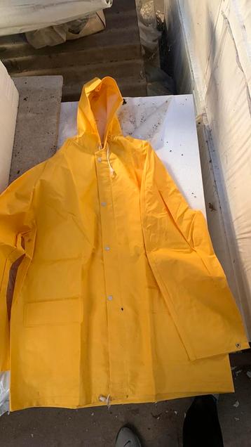 Regenjassen nieuw beschikbaar voor biedingen