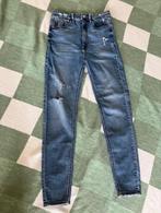 Stradivarius jeans maat 40, Kleding | Dames, Blauw, Ophalen of Verzenden, Zo goed als nieuw, W30 - W32 (confectie 38/40)